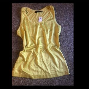 Women’s NWT THE LIMITED yellow tank top Sz Medium